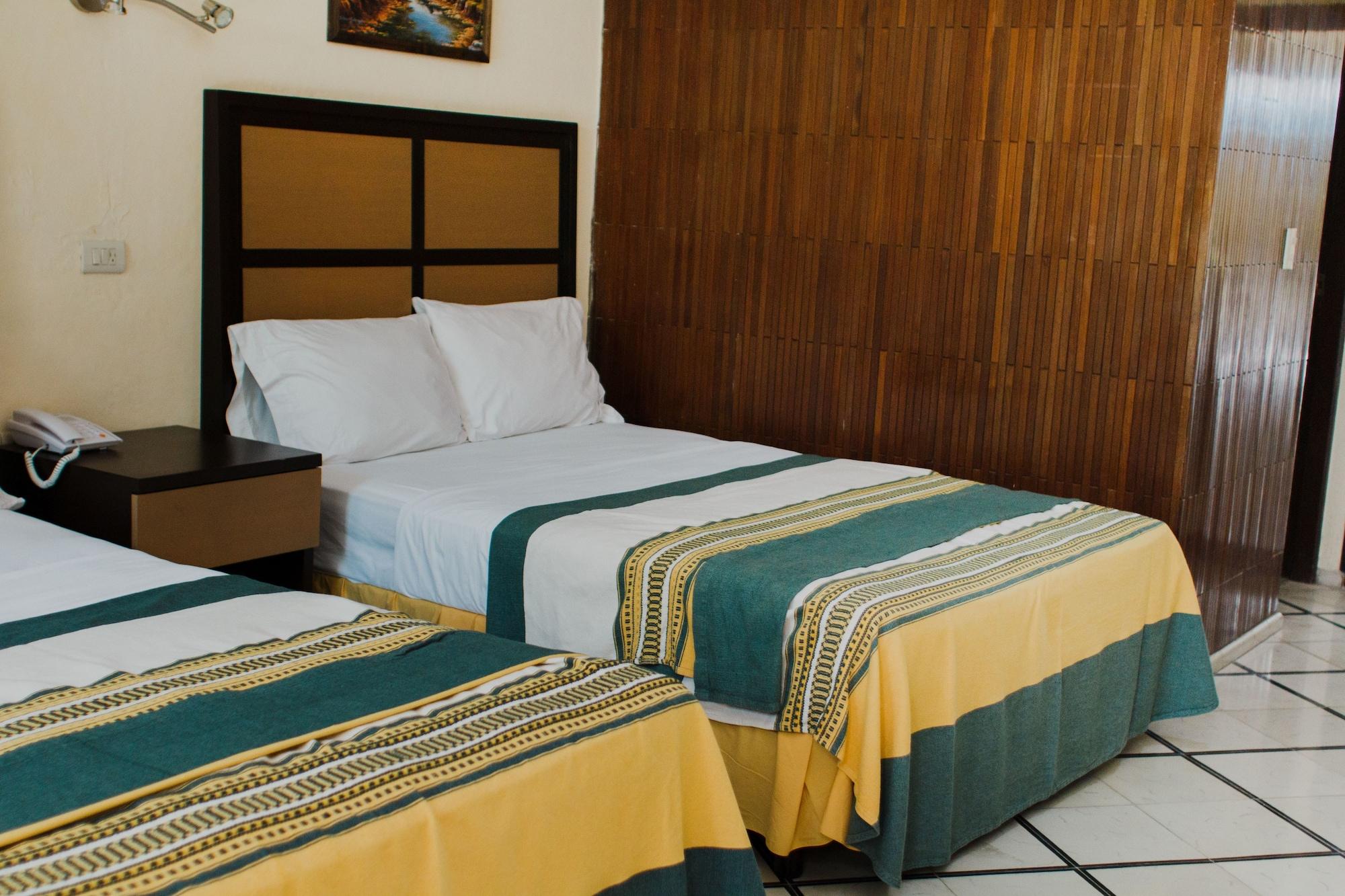 Hotel Ambassador Mérida Buitenkant foto