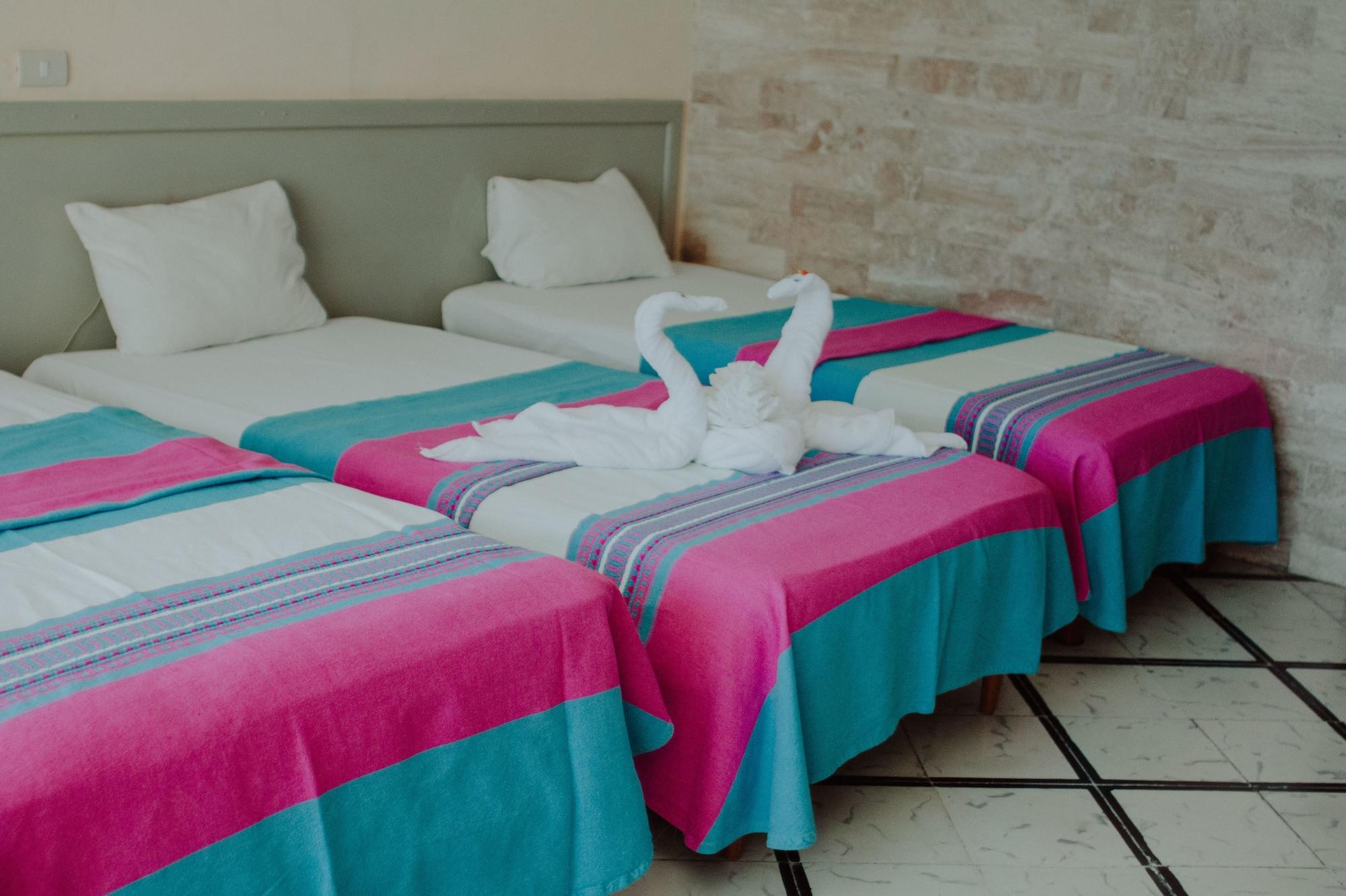 Hotel Ambassador Mérida Buitenkant foto