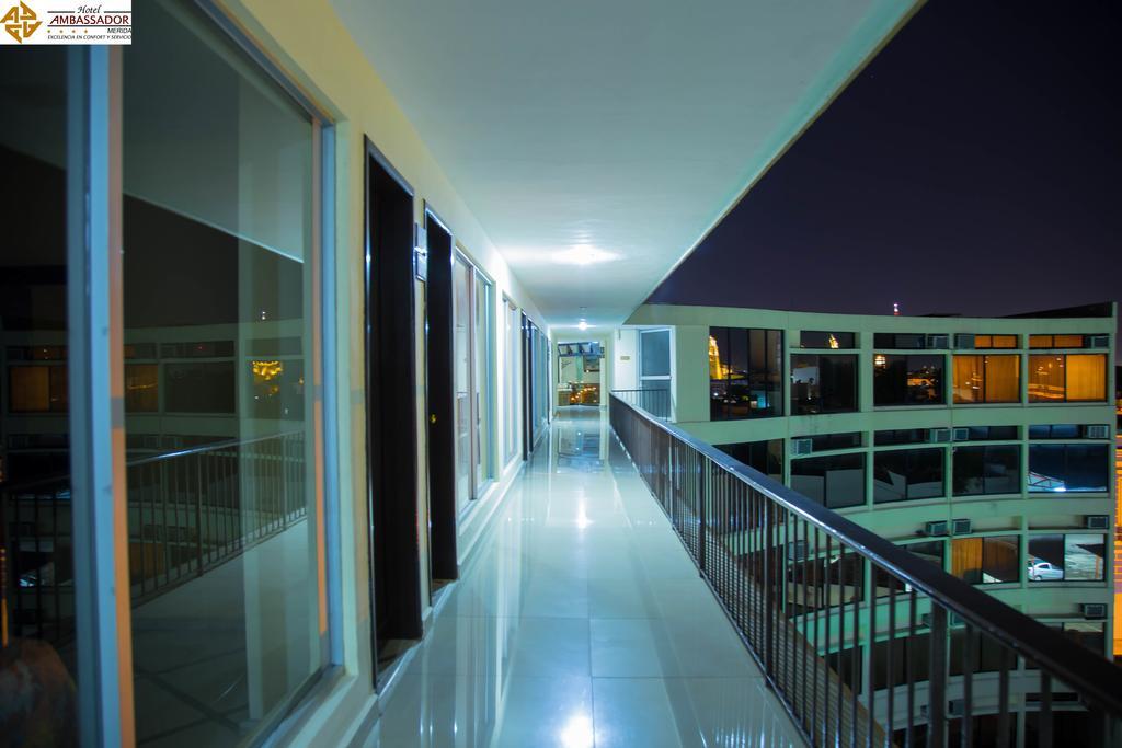 Hotel Ambassador Mérida Buitenkant foto