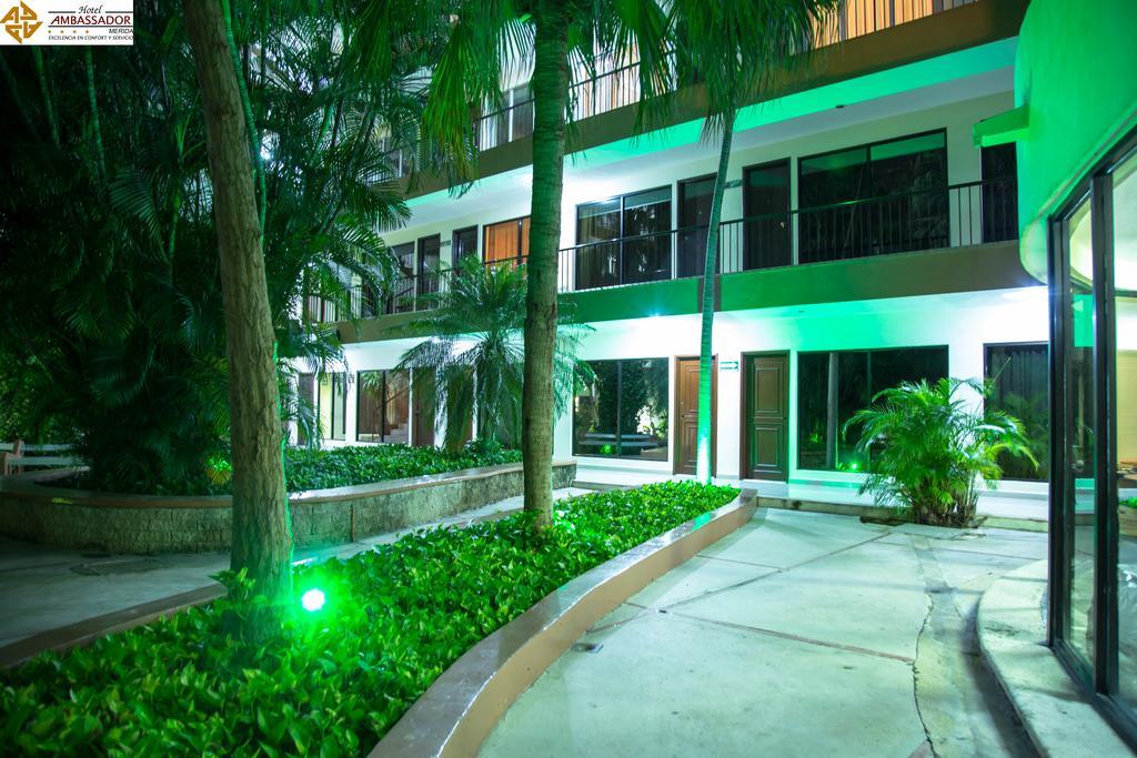 Hotel Ambassador Mérida Buitenkant foto