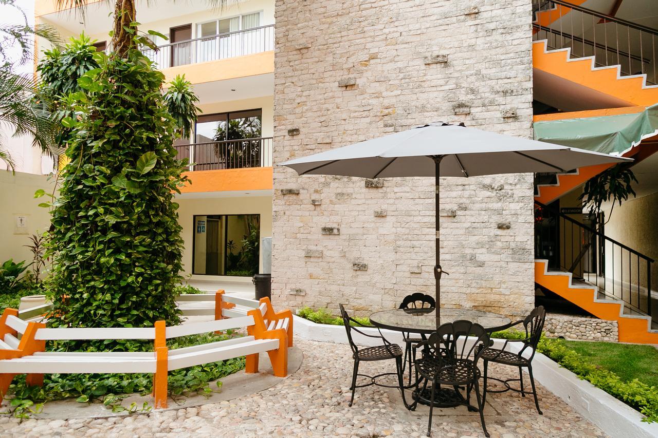 Hotel Ambassador Mérida Buitenkant foto