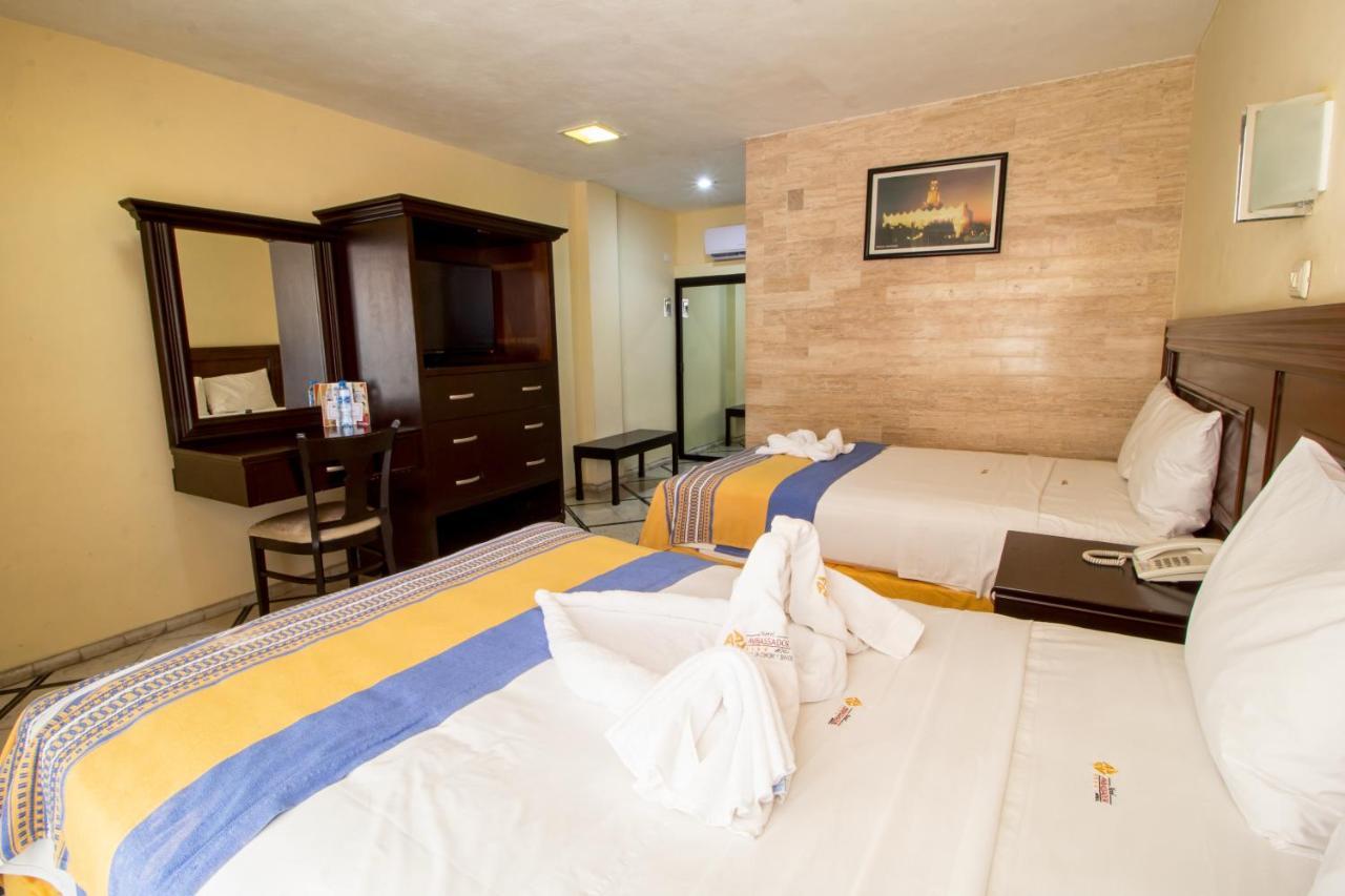 Hotel Ambassador Mérida Buitenkant foto